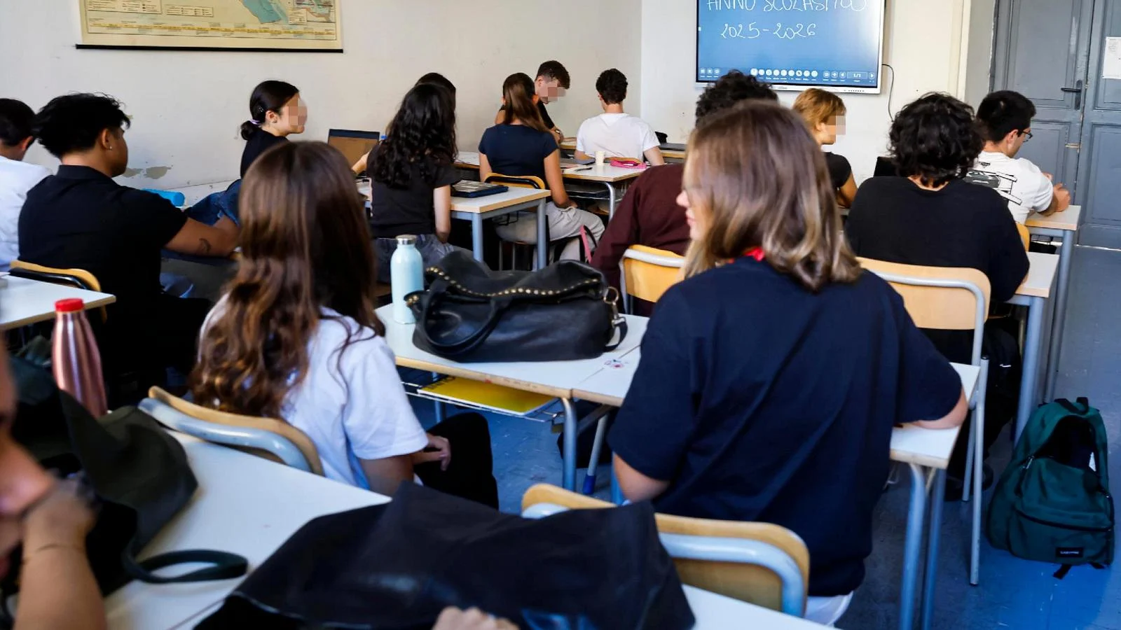 Governo comissaria Toscana, Emilia-Romagna, Umbria e Sardenha por atraso no plano de dimensionamento escolar