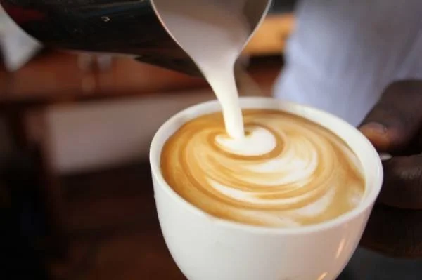 Por que os Italianos não tomam Cappuccino à tarde?