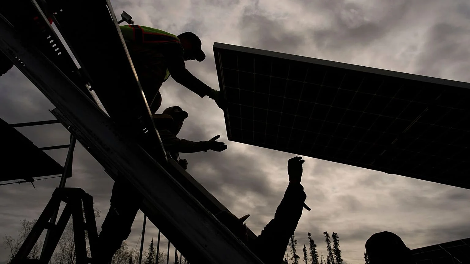 2025 turbulento para a energia limpa: por que especialistas ainda veem esperança
