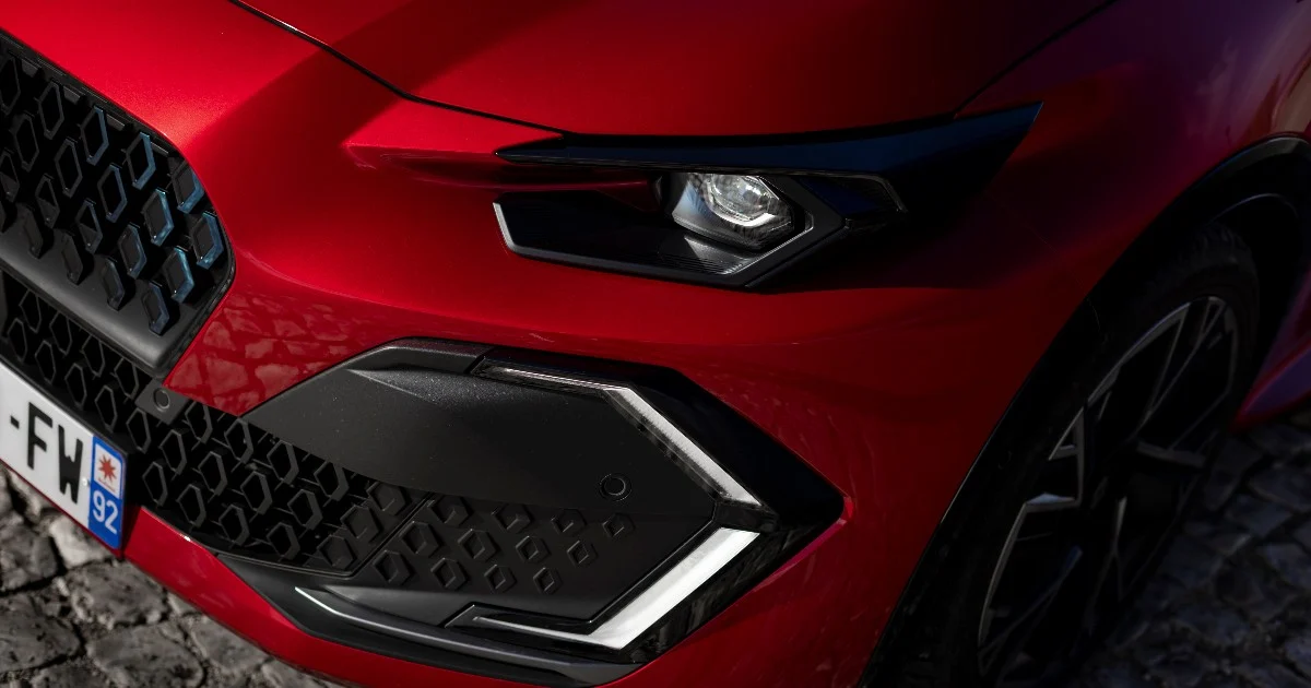 Renault Clio VI: design luminoso e aerodinâmica refinada na nova geração