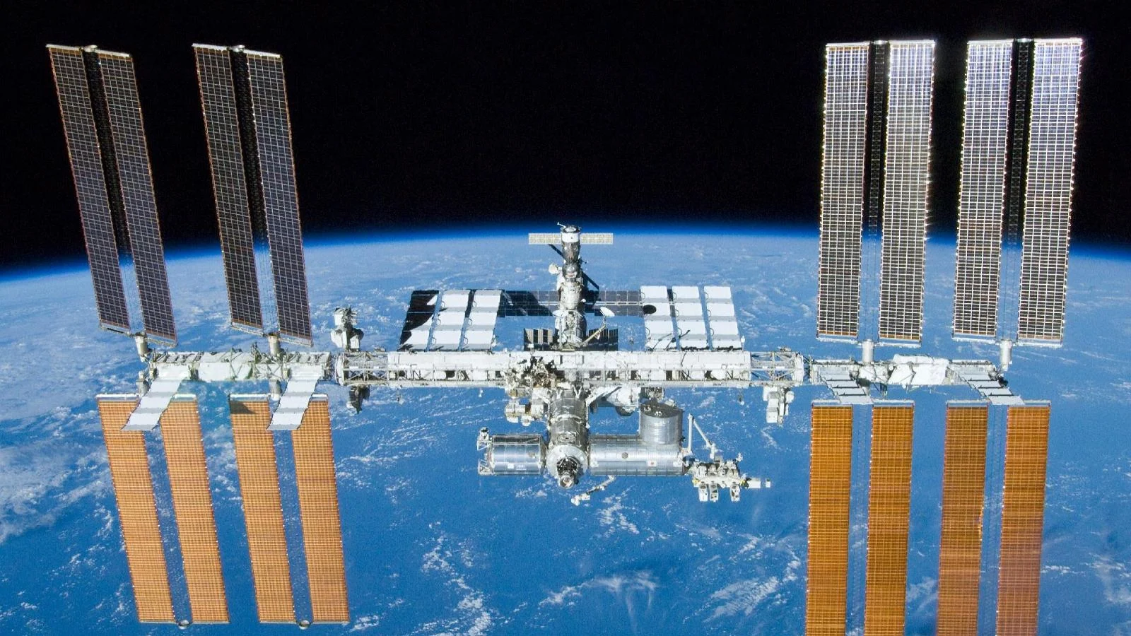 NASA antecipa retorno da Crew-11 da ISS por evacuação médica de tripulante