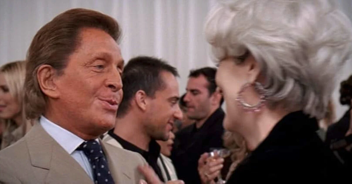 Valentino Garavani e o cinema: do look de Audrey Hepburn ao vestido de Sophia Loren e o cameo em O Diabo Veste Prada