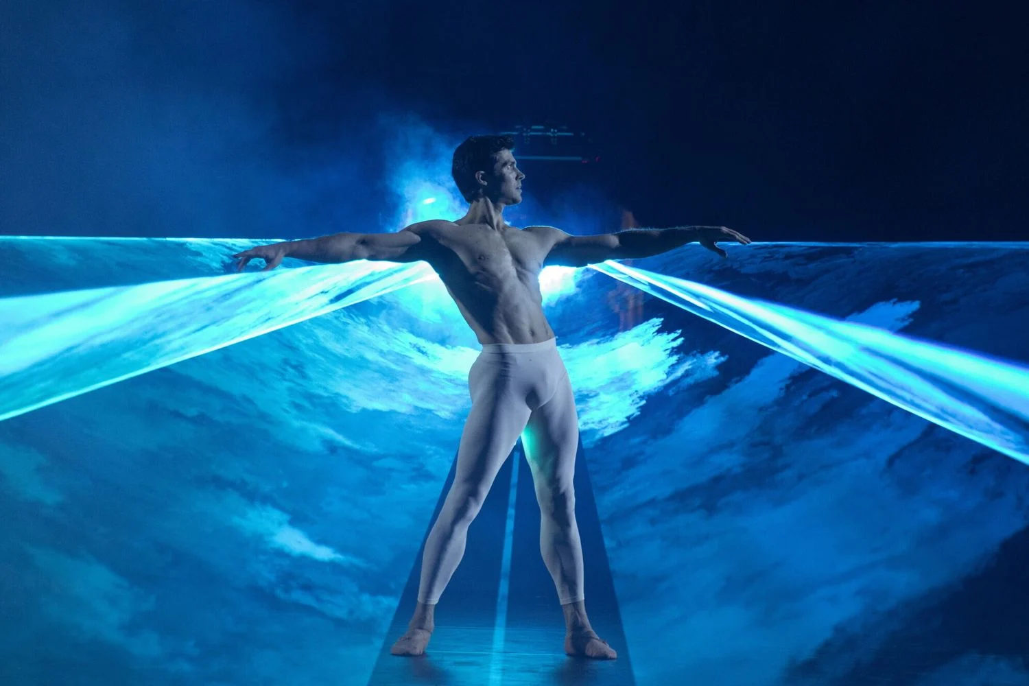 Roberto Bolle: a dança como resistência, disciplina e renascimento em palcos e ruínas