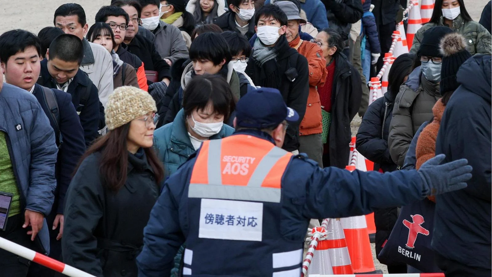 Japão: condenado à prisão perpétua o autor do assassinato do ex-primeiro-ministro Shinzo Abe