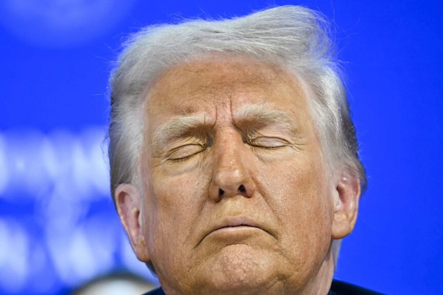 Trump desafia a OTAN, anuncia acordo sobre Groenlândia e pede fim da guerra na Ucrânia