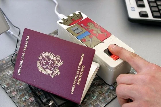 Como emitir o passaporte italiano