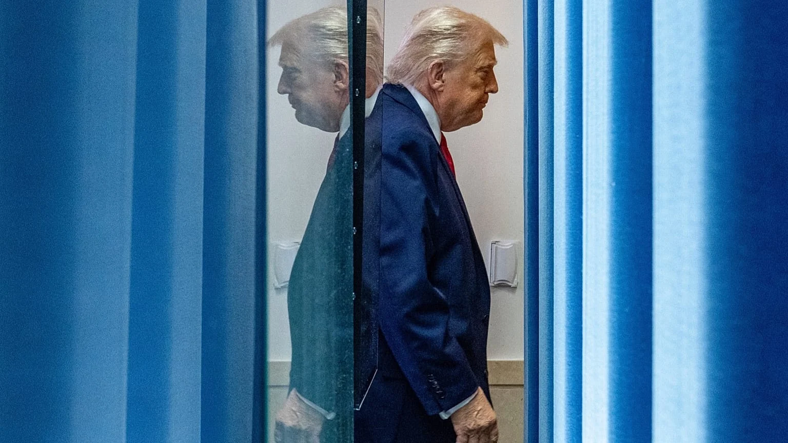 Trump ataca energia eólica enquanto a China lidera produção global de turbinas