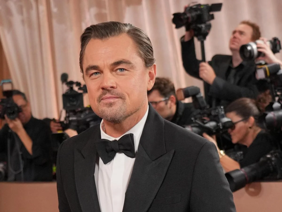 DiCaprio x Chalamet: o duelo de estilos que domina os holofotes dos Oscars