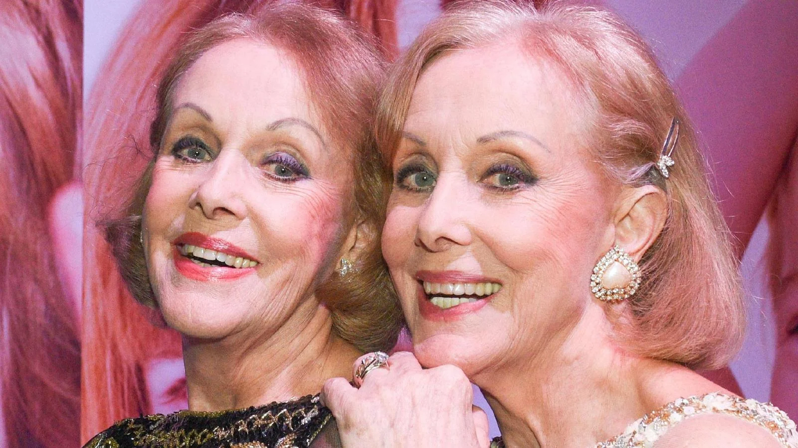 Gêmeas Kessler foram sepultadas juntas e em segredo, conforme seu desejo