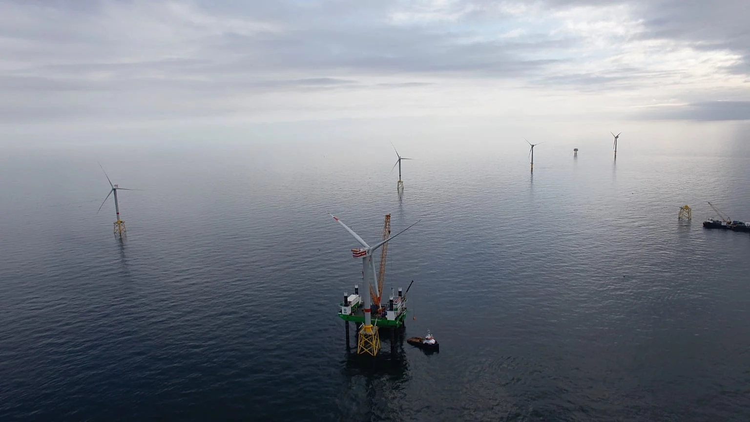 Países do Mar do Norte assinam pacto para 100 GW de energia eólica até 2050 e mobilizam €9,5 bi