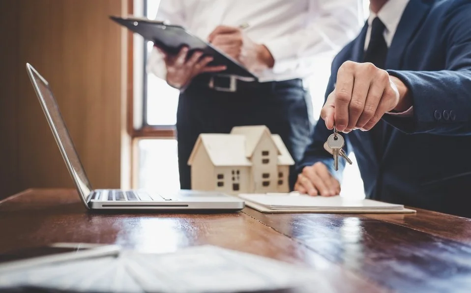 Cessione di Fabbricato: Garantindo Residência Legal na Itália