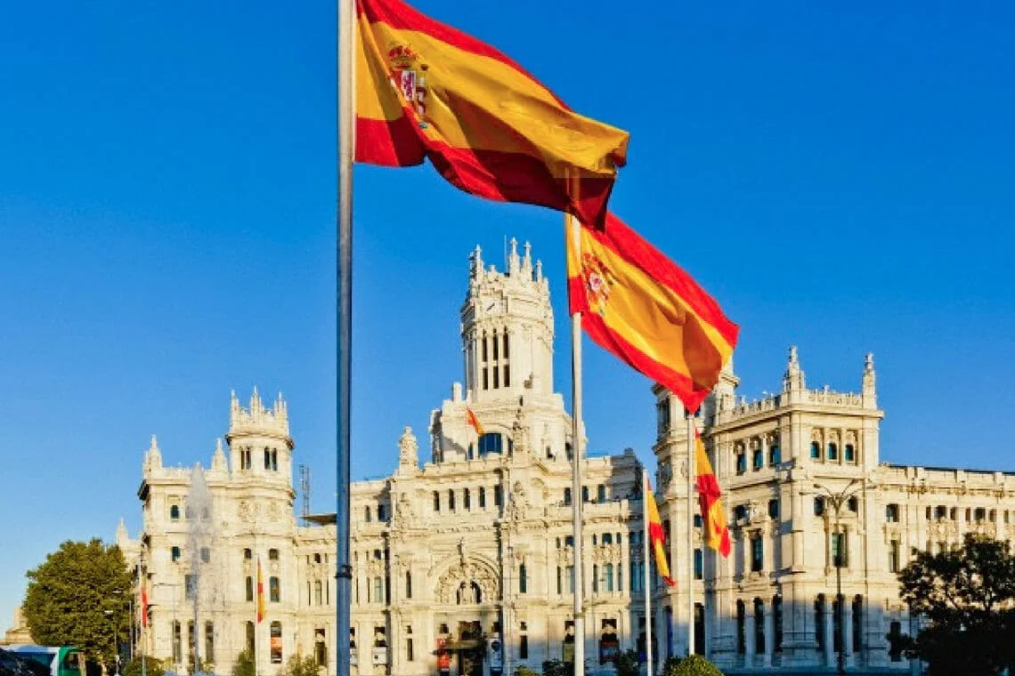 Viver e Trabalhar na Espanha: Dicas para Cidadãos Italianos