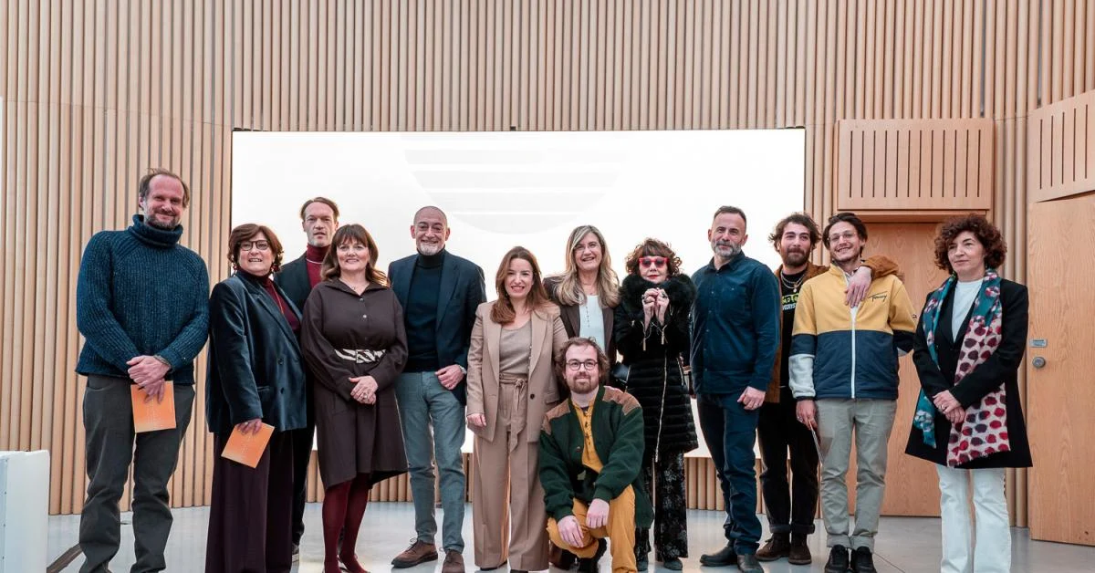 Volvo Studio Milano revela o palinsesto 2026 'Orizzonti Sensoriali' entre música sinfônica, ciência e fashion design