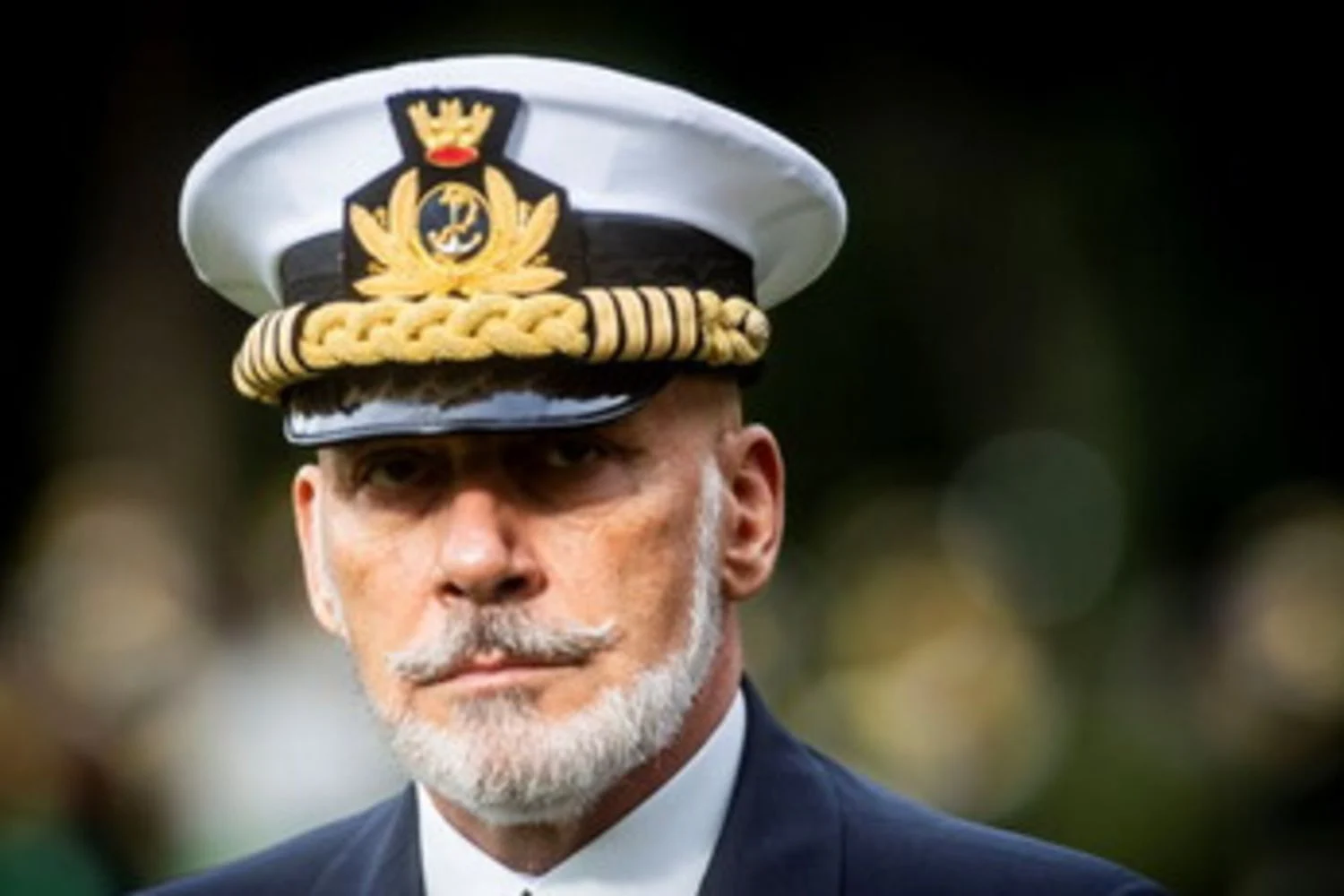 Cavo Dragone: “Não ao exército europeu; a NATO não está em crise”
